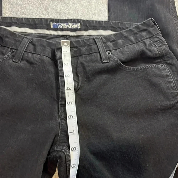 Hudson Straight Leg Premium Denim, Black Wash. - Picture 7 of 13